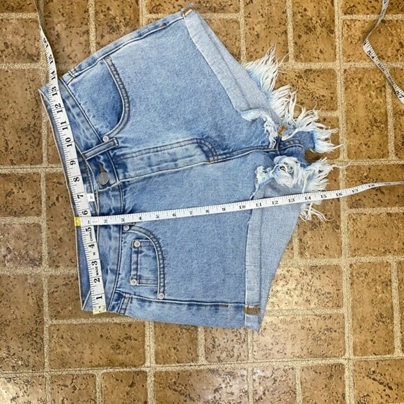 Superdown Distressed Jean Shorts - Picture 11 of 11